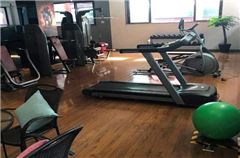 Fitnessstudio