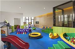 Children's Playground/Kids Club