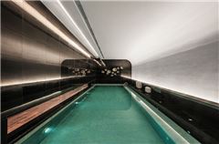 piscine intérieure
