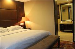 Deluxe Courtyard Room