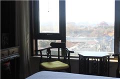 Forbidden City-view Suit