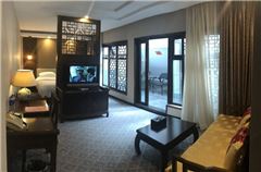 Courtyard Suite