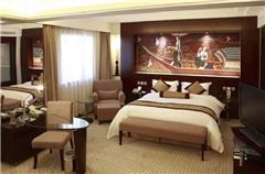 Executive Deluxe Queen Room