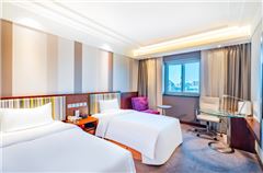 Panoramic Twin Room