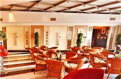 Lobby-Lounge