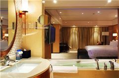 Deluxe Business Suite