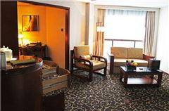 Executive Superior Suit  