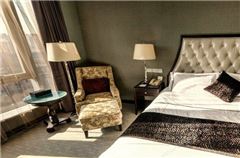 Superior Queen Room