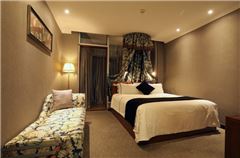 Standard Queen Bed