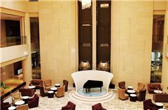 Lobby-Lounge