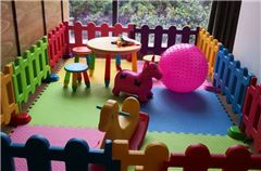 Children's Playground/Kids Club