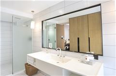 Zero-pressure Deluxe Twin Room