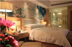 Executive Queen Room