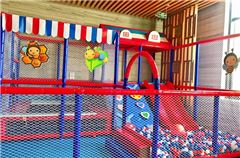 Children's Playground/Kids Club