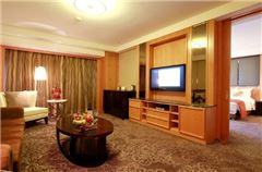 Executive Deluxe Suite