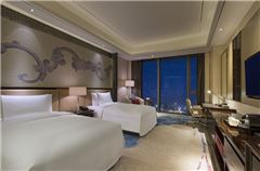 Executive Floor Deluxe Twin Room