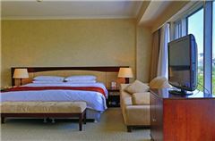 Panoramic Room