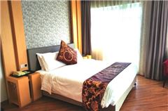 Deluxe Business Room