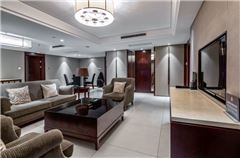 Senior Business 3-Bedroom Suite