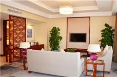 Executive Lake-view Suite