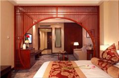 Signature Lake View Room