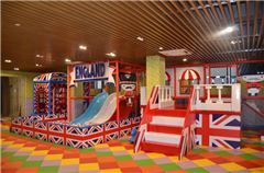 Parco giochi per bambini / miniclub