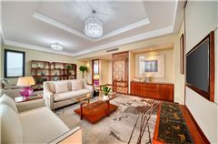 Executive Lake-view Suite