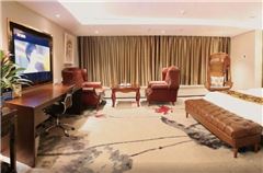 Panoramic Room