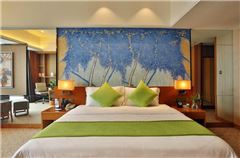 Superior Panoramic Suite