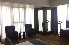 Panoramic Queen Room