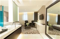 Elegant Business Room