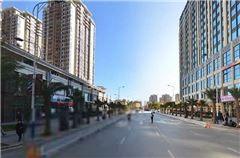 Рядом с отелем