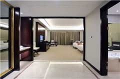 Deluxe Twin Room A