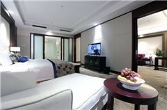 Executive Twin Suite B