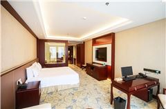 Executive Queen Room