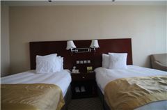 Superior Business Room
