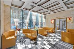 Lobby-Lounge