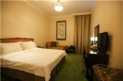 Executive Queen Room