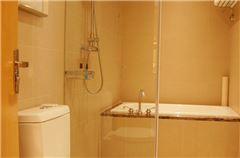 Executive Queen Room