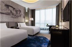 Deluxe Lake-view Twin Room