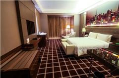 Executive Queen Room