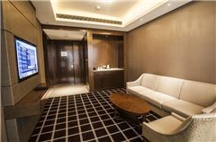 Executive Deluxe Suite