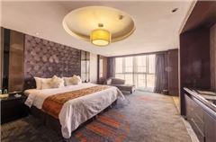 Business Queen Suite