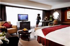 Crowne Plaza Deluxe Room
