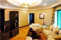 Deluxe Triple Suite