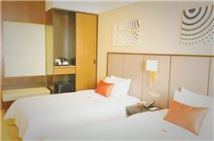 Yitel Business Twin Room