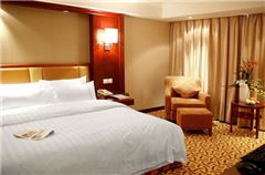 Executive Deluxe Suite