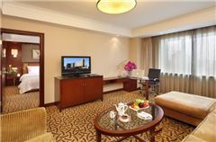 Executive Deluxe Suite