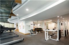 Fitnessstudio