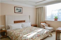 Executive Queen Room